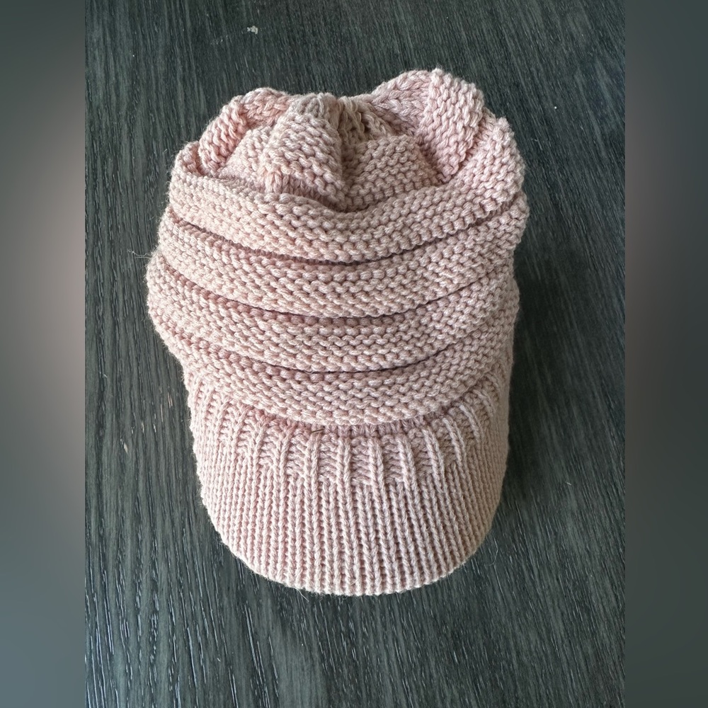 Women’s CC boutique hat
